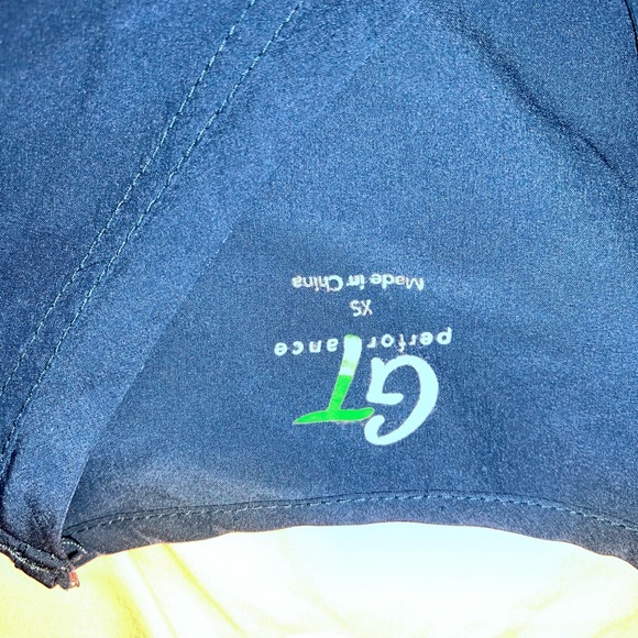 Women’s Scrubs - Picture 6 of 16